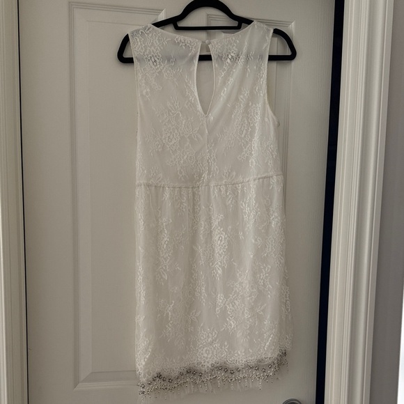 Alice + Olivia White Lace Mini Dress with Beaded and Tulle Hem - Picture 8 of 10